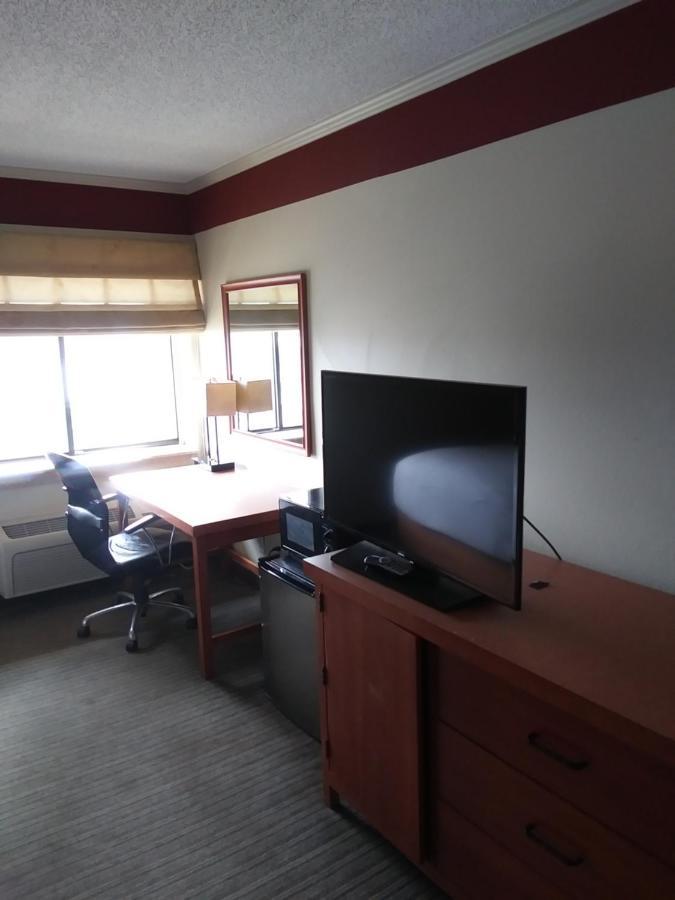 Travelodge By Wyndham Columbus State University Kültér fotó